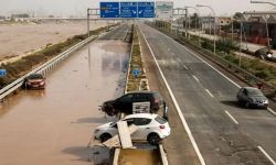 ماذا نعرف عن فيضانات إسبانيا التي خلّفت عشرات القتلى والمفقودين؟